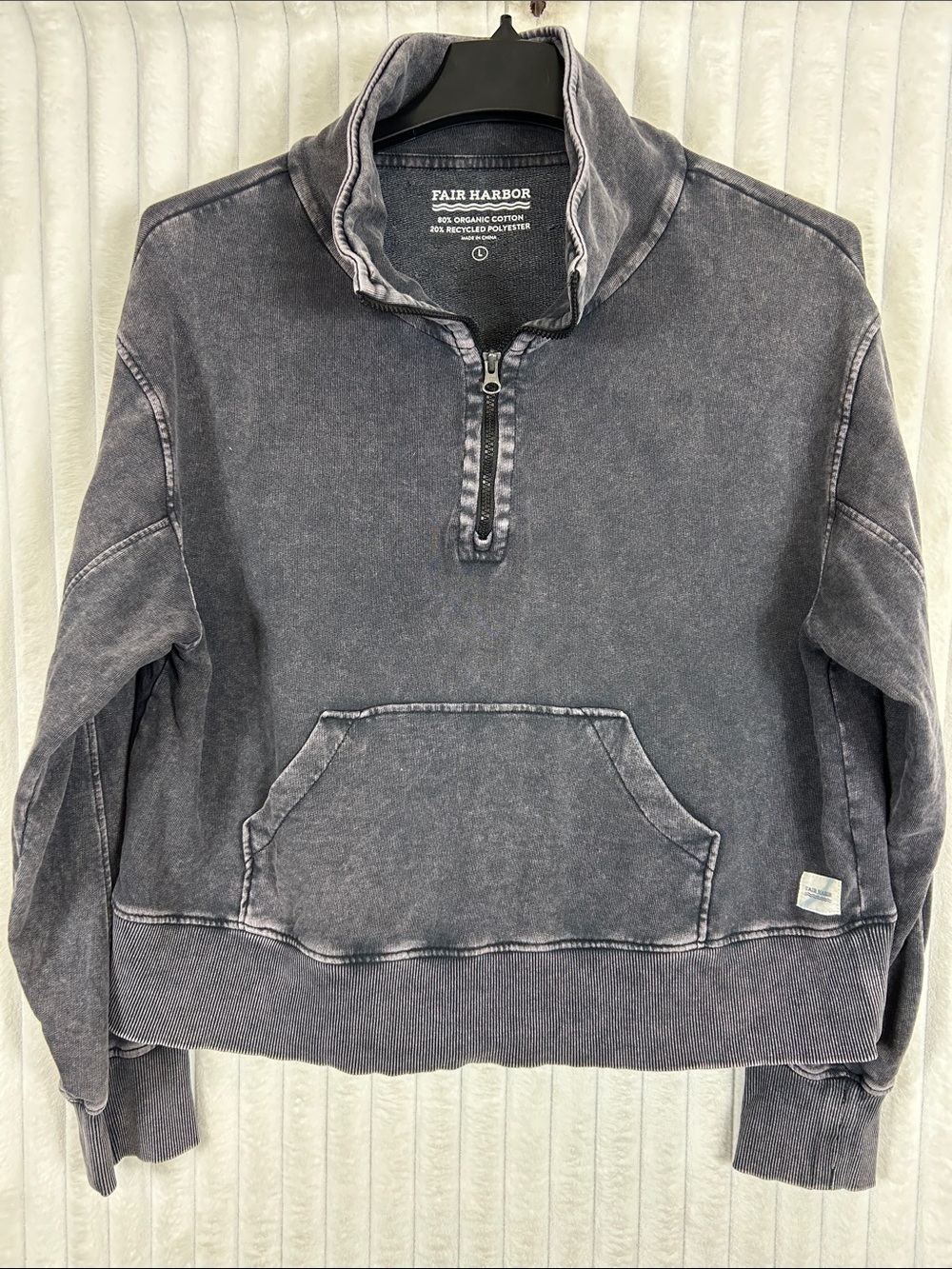 Fair Harbor cropped zip, pullover sweatshirt, size large